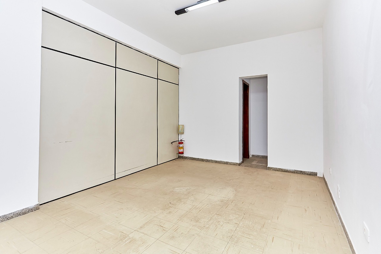 Gonzaga Imóveis Curitiba-Conjunto comercial 5 salas Colombo-