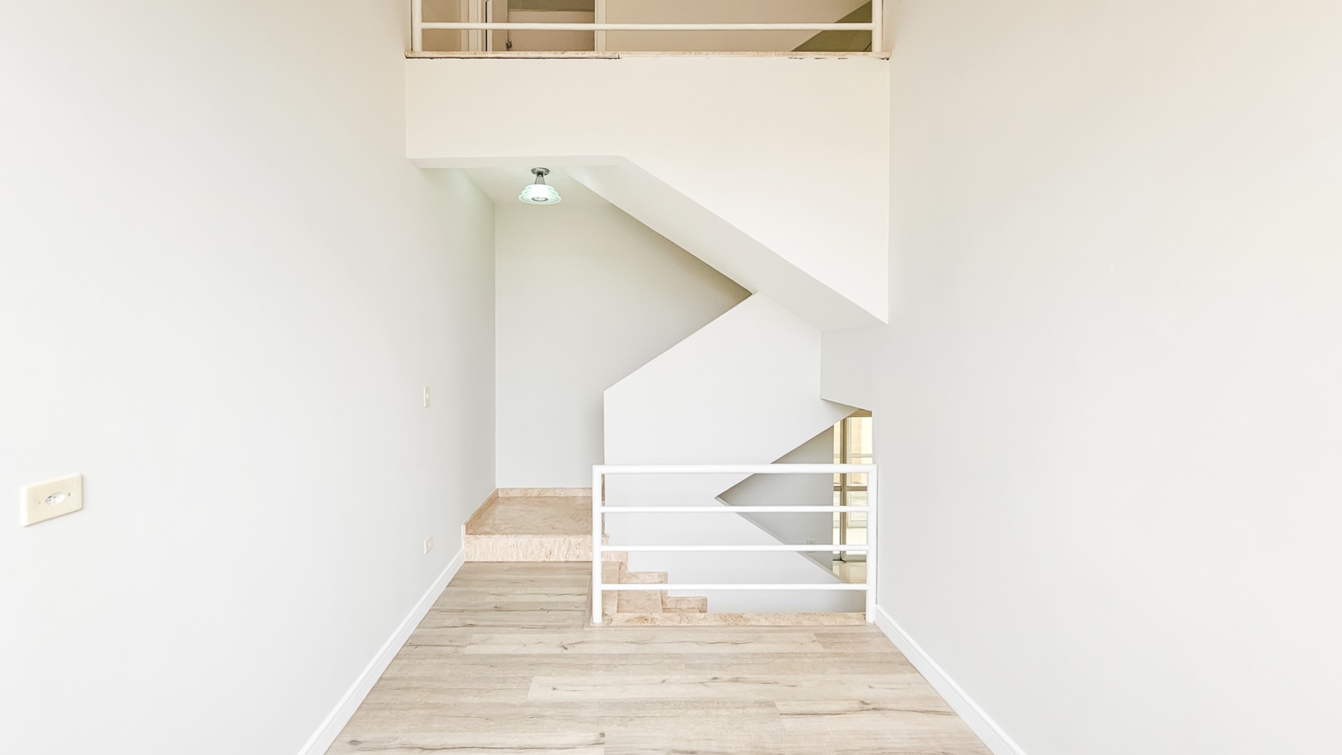 Sala Mezanino 