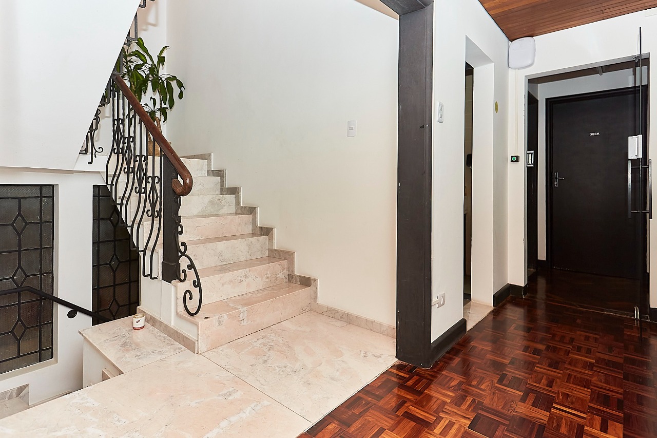 Gonzaga Imóveis Curitiba- Sala Comercial Centro-Locação-Esca