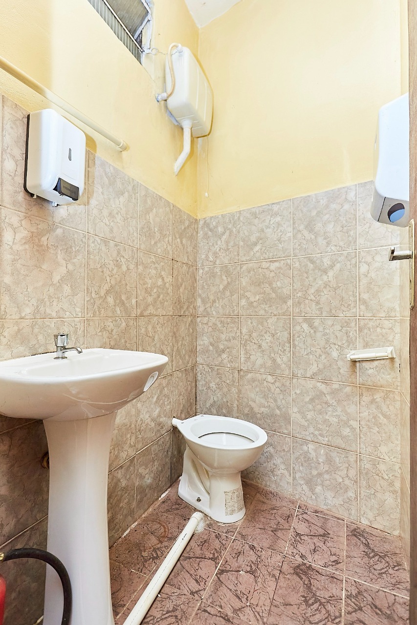 Gonzaga Imóveis Curitiba- Loja Cajuru-Locação-Lavabo