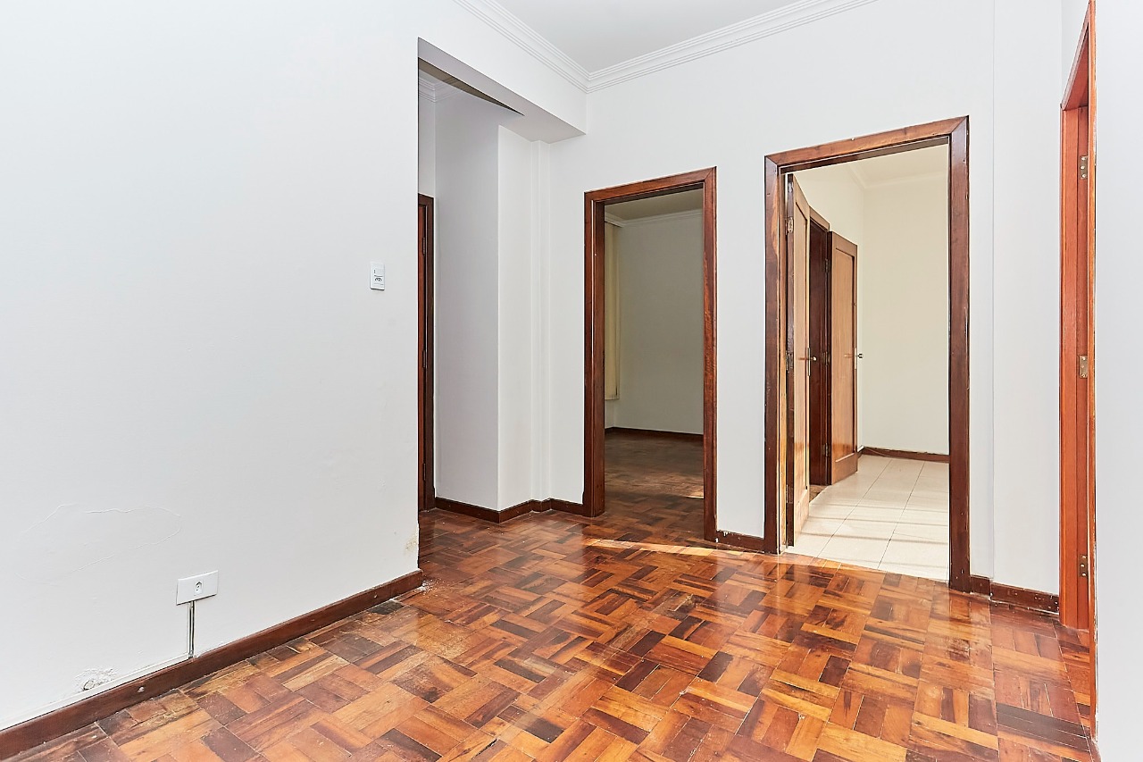 Gonzaga Imóveis Curitiba- Conjunto comercial 3 Salas Centro-