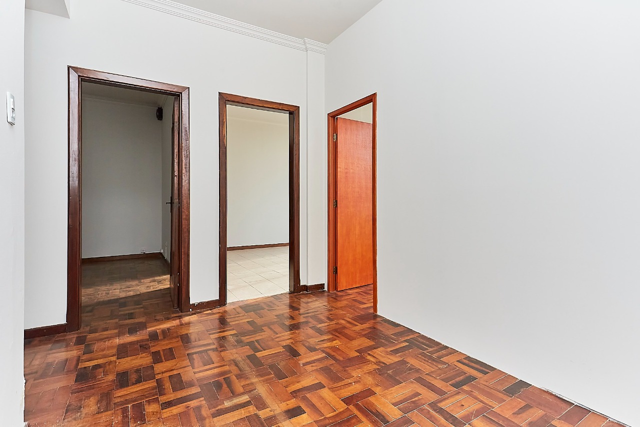 Gonzaga Imóveis Curitiba- Conjunto comercial 3 Salas Centro-