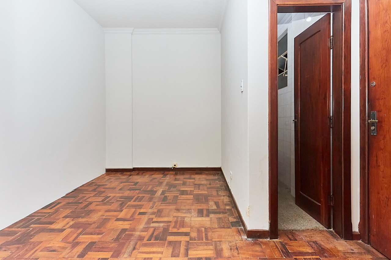 Gonzaga Imóveis Curitiba- Conjunto comercial 3 Salas Centro-