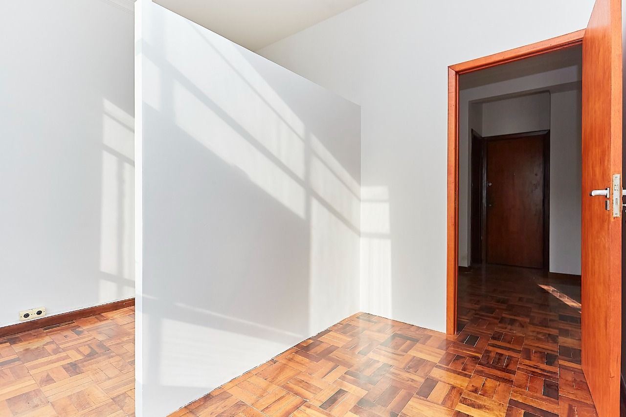 Gonzaga Imóveis Curitiba- Conjunto comercial 3 Salas Centro-