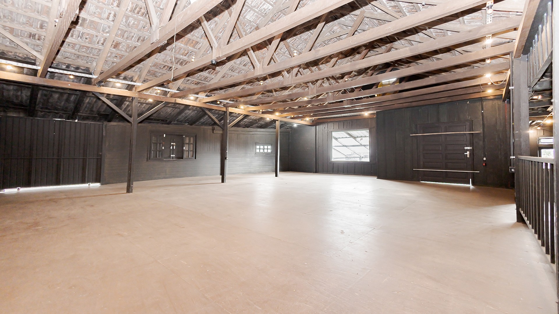 Casa Comercial 
