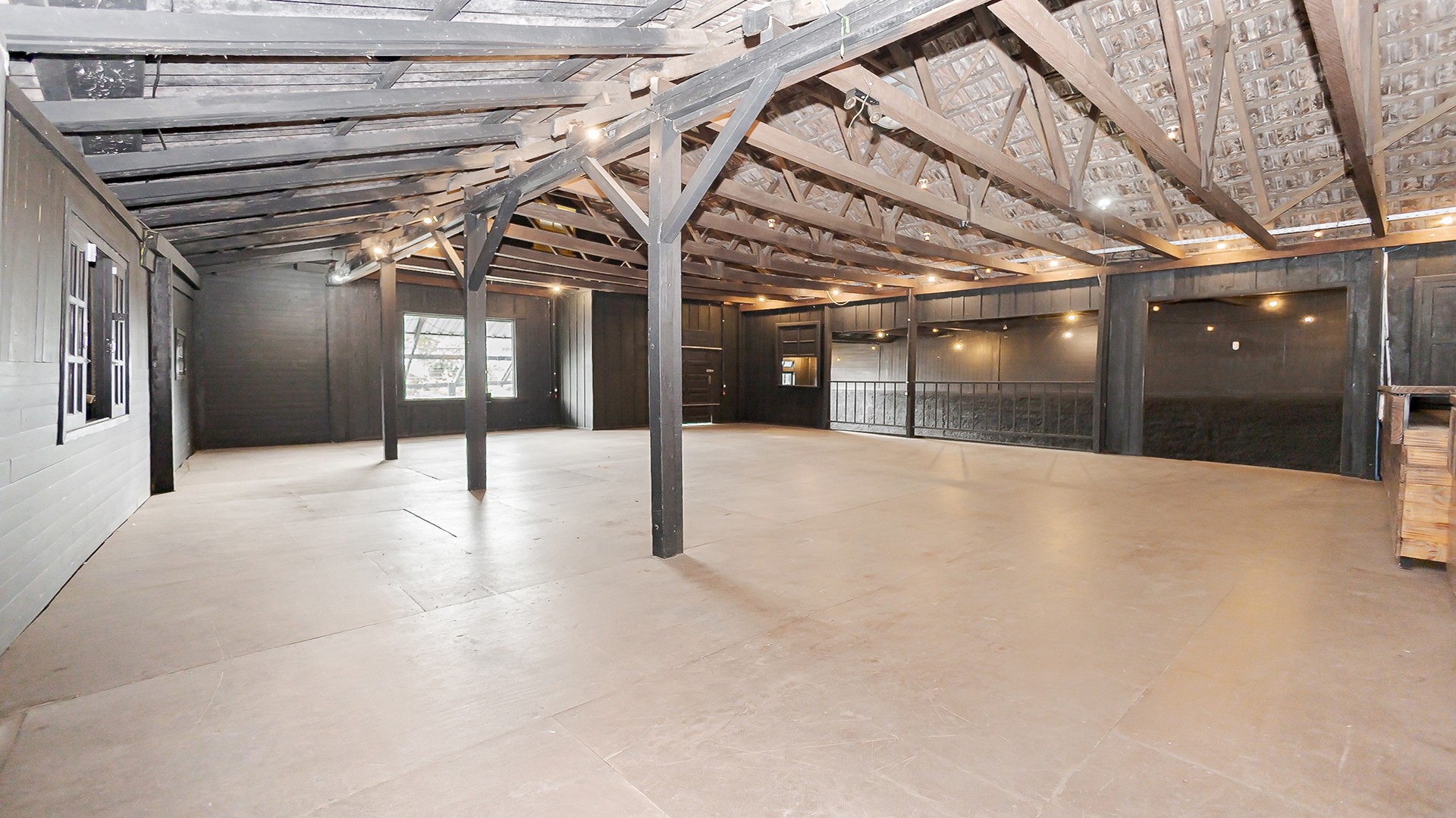 Casa Comercial 