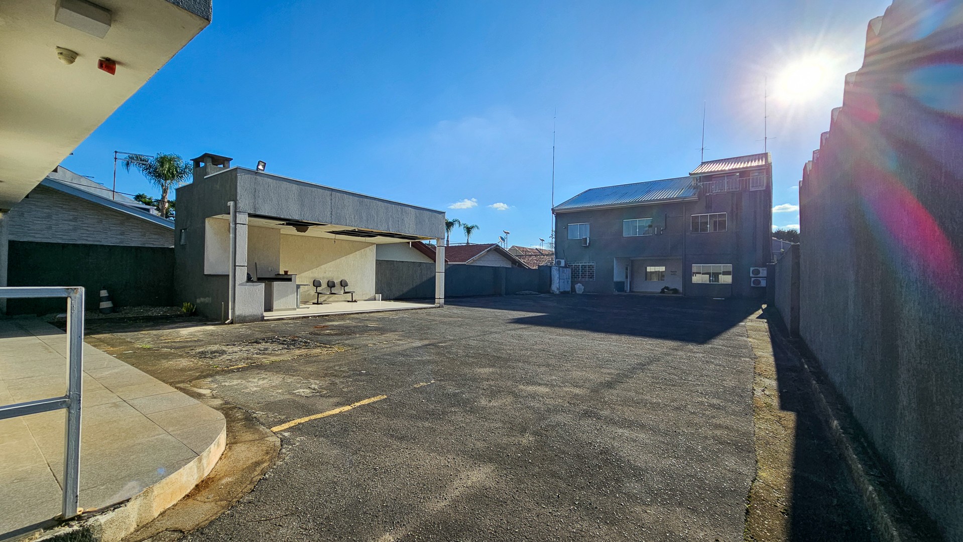 Casa Comercial 