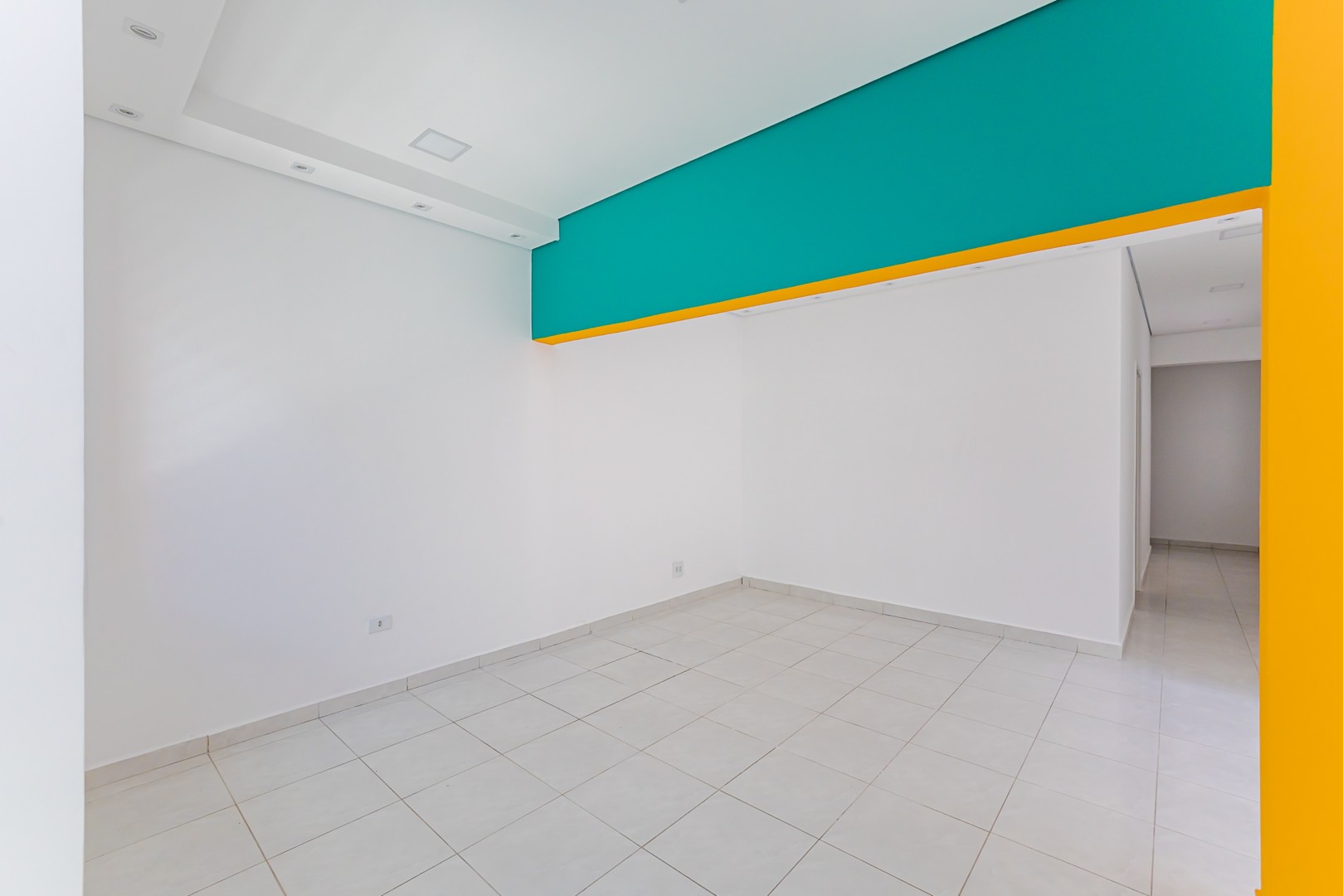 Gonzaga Imóveis Curitiba - Loja Centro - Locação - Sala