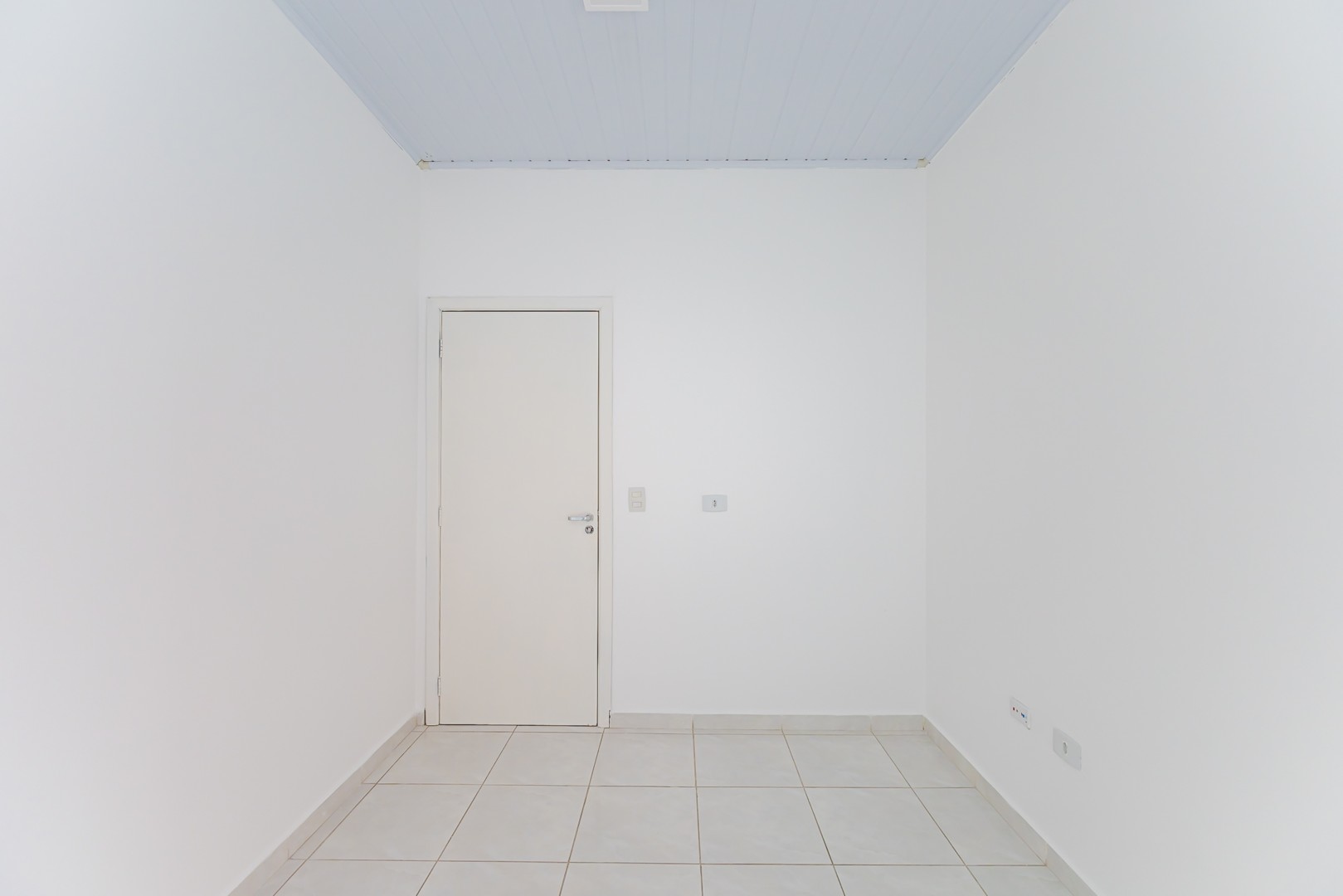 Gonzaga Imóveis Curitiba - Loja Centro - Locação - Sala