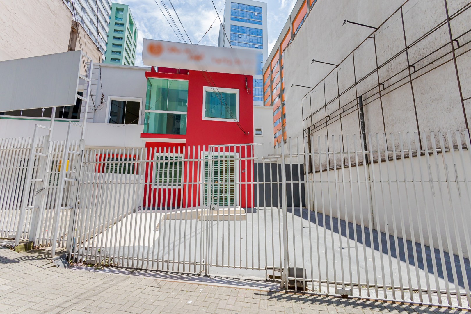Gonzaga Imóveis Curitiba - Loja Centro - Locação - Fachada