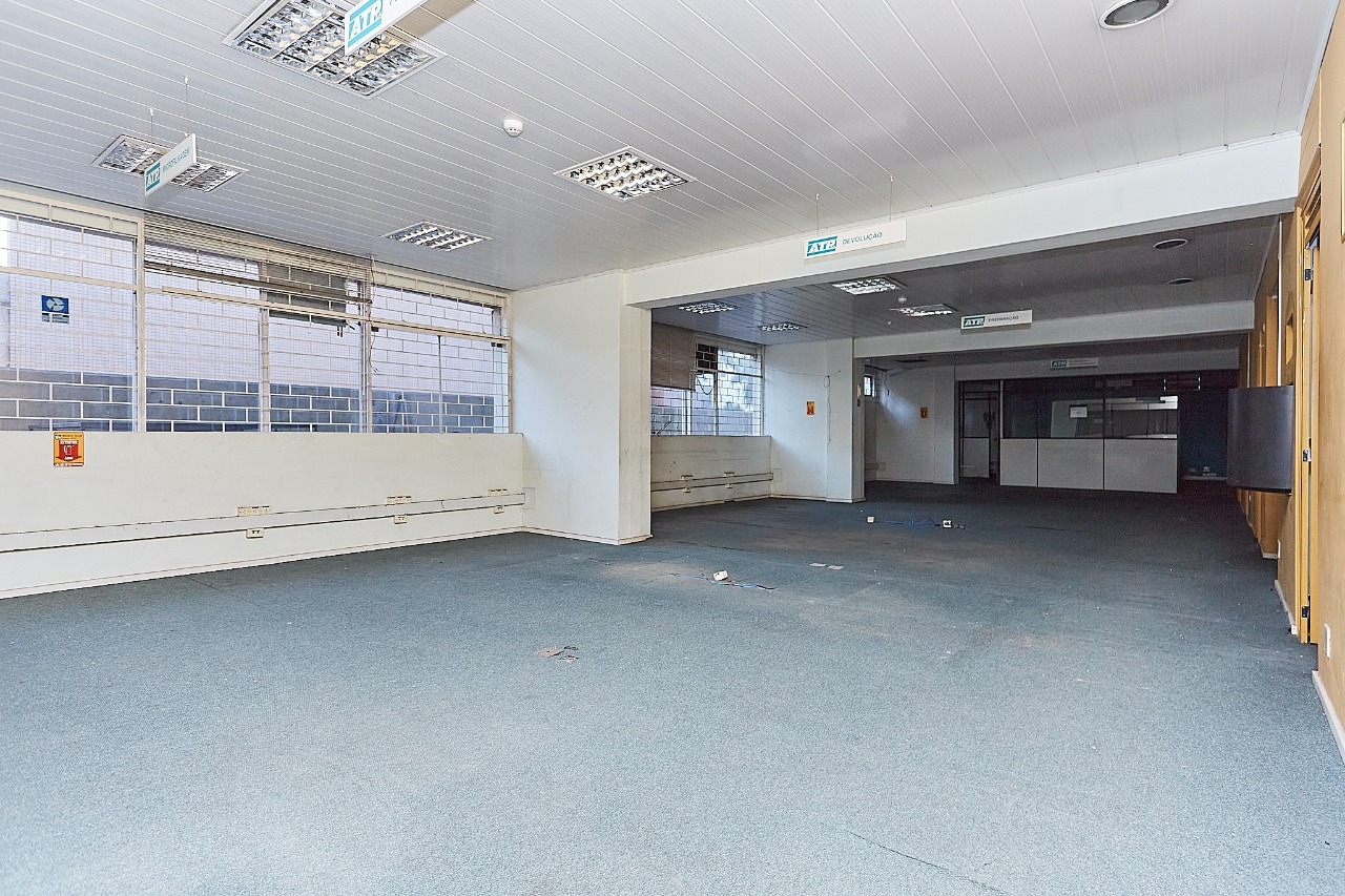Gonzaga Imóveis Curitiba-Conjunto Comercial 9 Salas Centro-L
