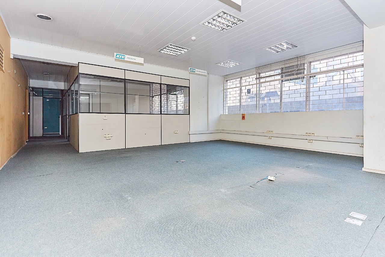 Gonzaga Imóveis Curitiba-Conjunto Comercial 9 Salas Centro-L