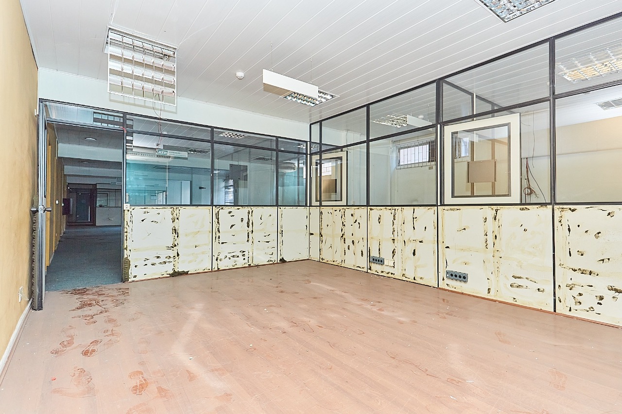 Gonzaga Imóveis Curitiba-Conjunto Comercial 9 Salas Centro-L