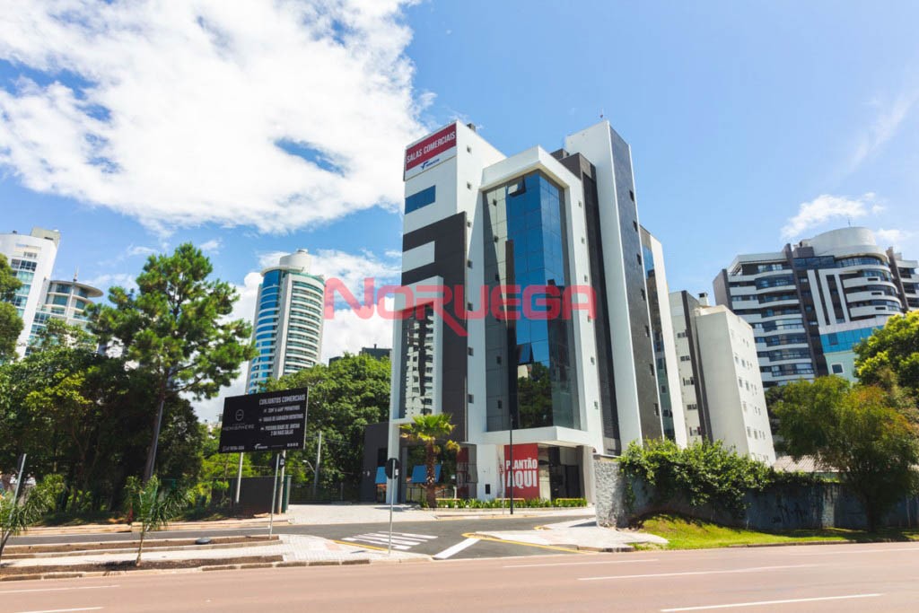 Cjto Comercial_sala para locacao no Mossungue em Curitiba com 46,43m² por R$ 3.160,00