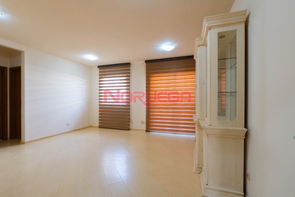 Apartamento para locacao no Vista Alegre em Curitiba com 61,39m² por R$ 2.350,00