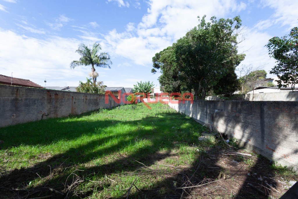 Terreno para locacao no Guaira em Curitiba com 550,00m² por R$ 2.000,00