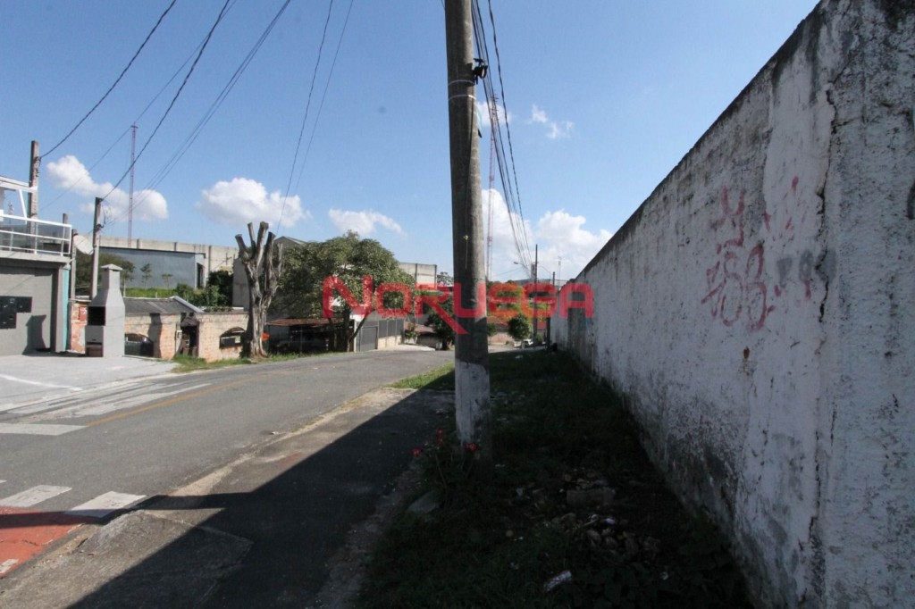Terreno para venda no Cidade Industrial em Curitiba com 870,00m² por R$ 1.200.000,00
