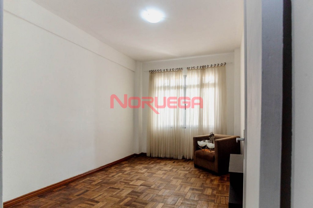 Apartamento para venda no Centro em Curitiba com 84,00m² por R$ 310.000,00