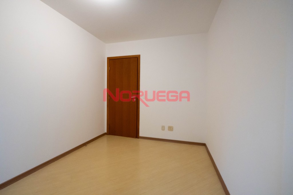Apartamento para venda no Batel em Curitiba com 138,25m² por R$ 950.000,00