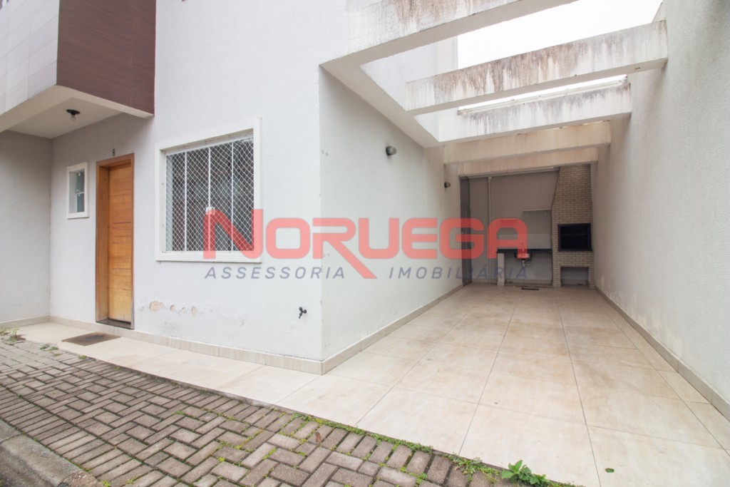 Sobrado para venda no Lindoia em Curitiba com 85,50m² por R$ 550.000,00