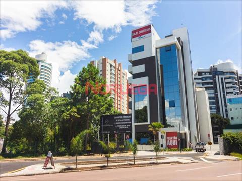 Cjto Comercial_sala para locacao no Mossungue em Curitiba com 46,43m² por R$ 3.260,00