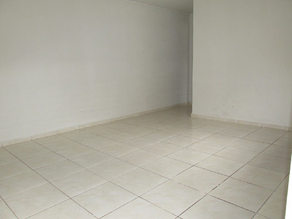 Casa Residencial para locacao no Fazendinha em Curitiba com 45,00m² por R$ 1.200,00