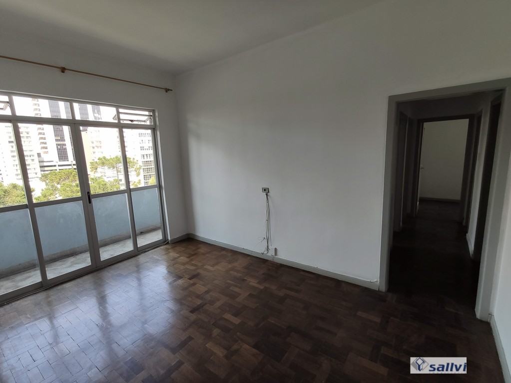 Apartamento para locacao no Centro em Curitiba com 100,00m² por R$ 2.653,00
