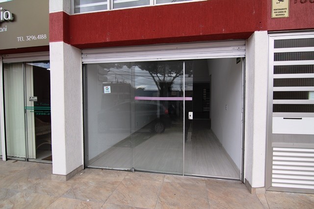 Loja para locacao no Guabirotuba em Curitiba com 58,00m² por R$ 3.320,00