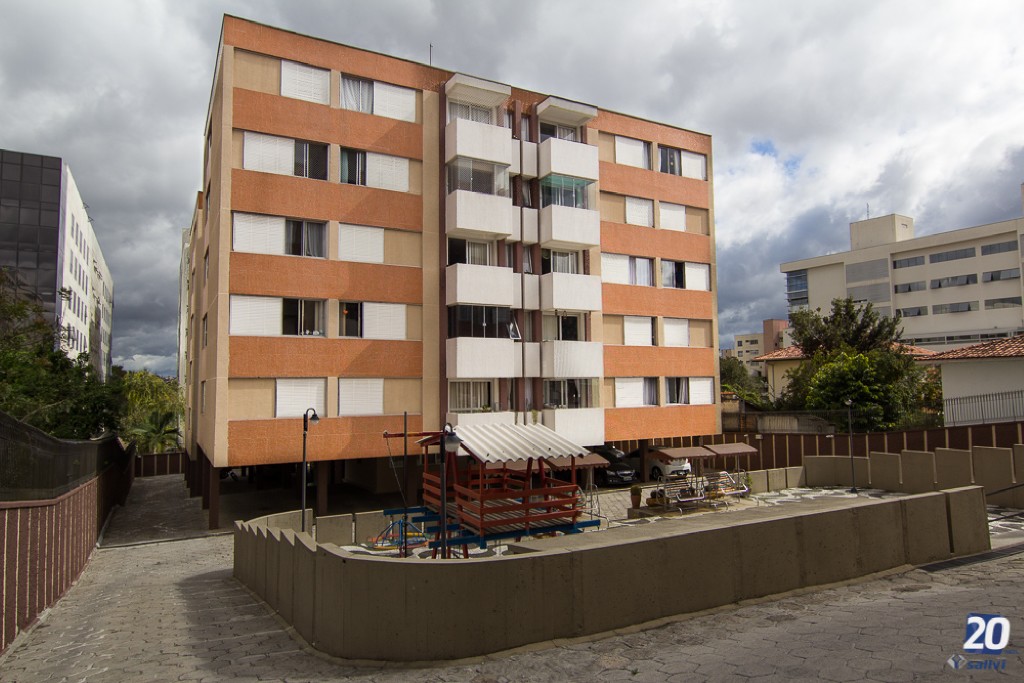 Apartamento para locacao no Juveve em Curitiba com 164,76m² por R$ 3.453,00