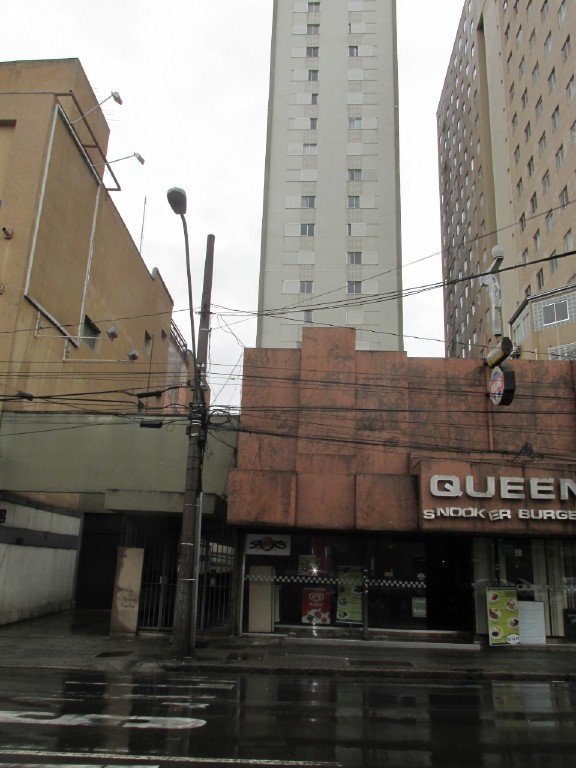 Apartamento para locacao no Centro em Curitiba com 100,90m² por R$ 2.253,00