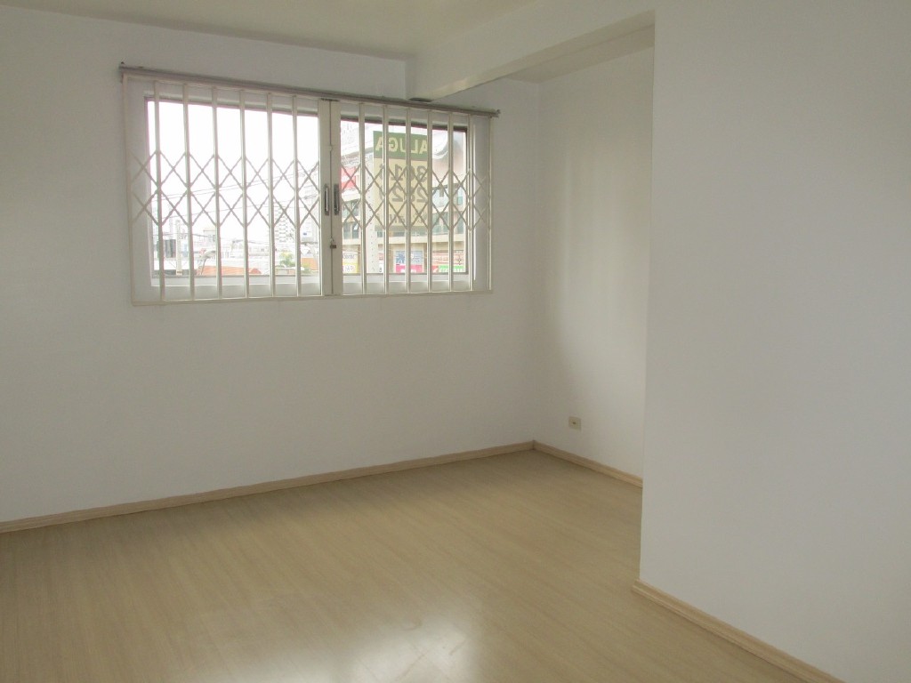 Apartamento para locacao no Reboucas em Curitiba com 59,90m² por R$ 2.120,00