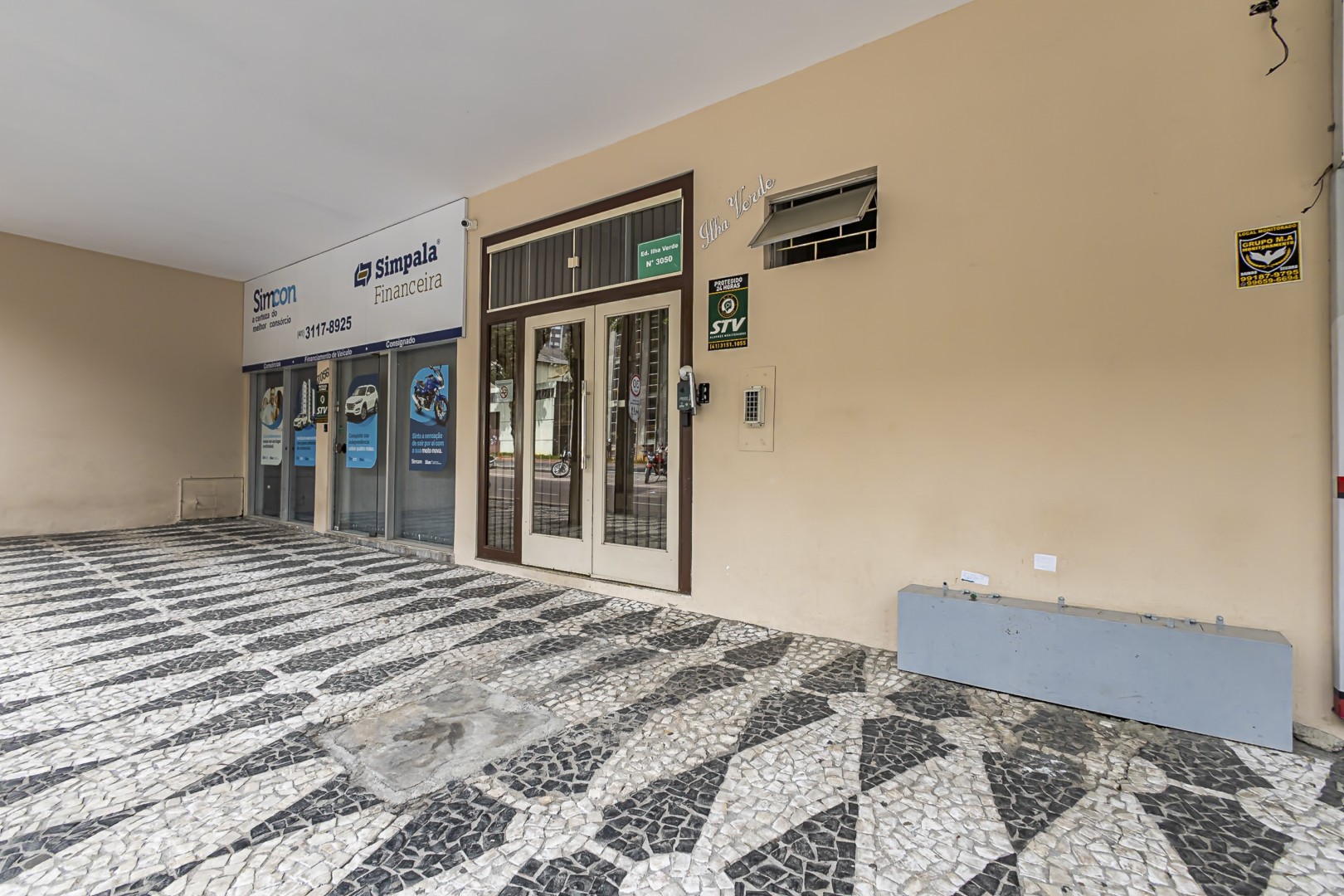 Apartamento para locacao no Reboucas em Curitiba com 59,90m² por R$ 2.120,00