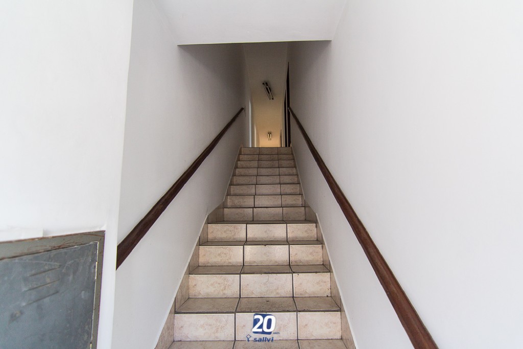 Loja para locacao no Reboucas em Curitiba com 202,83m² por R$ 4.666,00