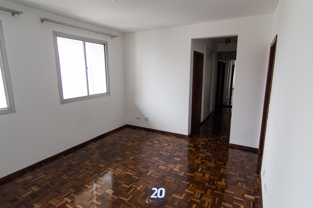 Apartamento para locacao no Batel em Curitiba com 115,11m² por R$ 3.320,00