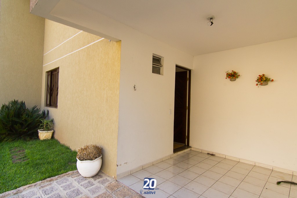 Sobrado para locacao no Taboao em Curitiba com 85,00m² por R$ 3.066,00