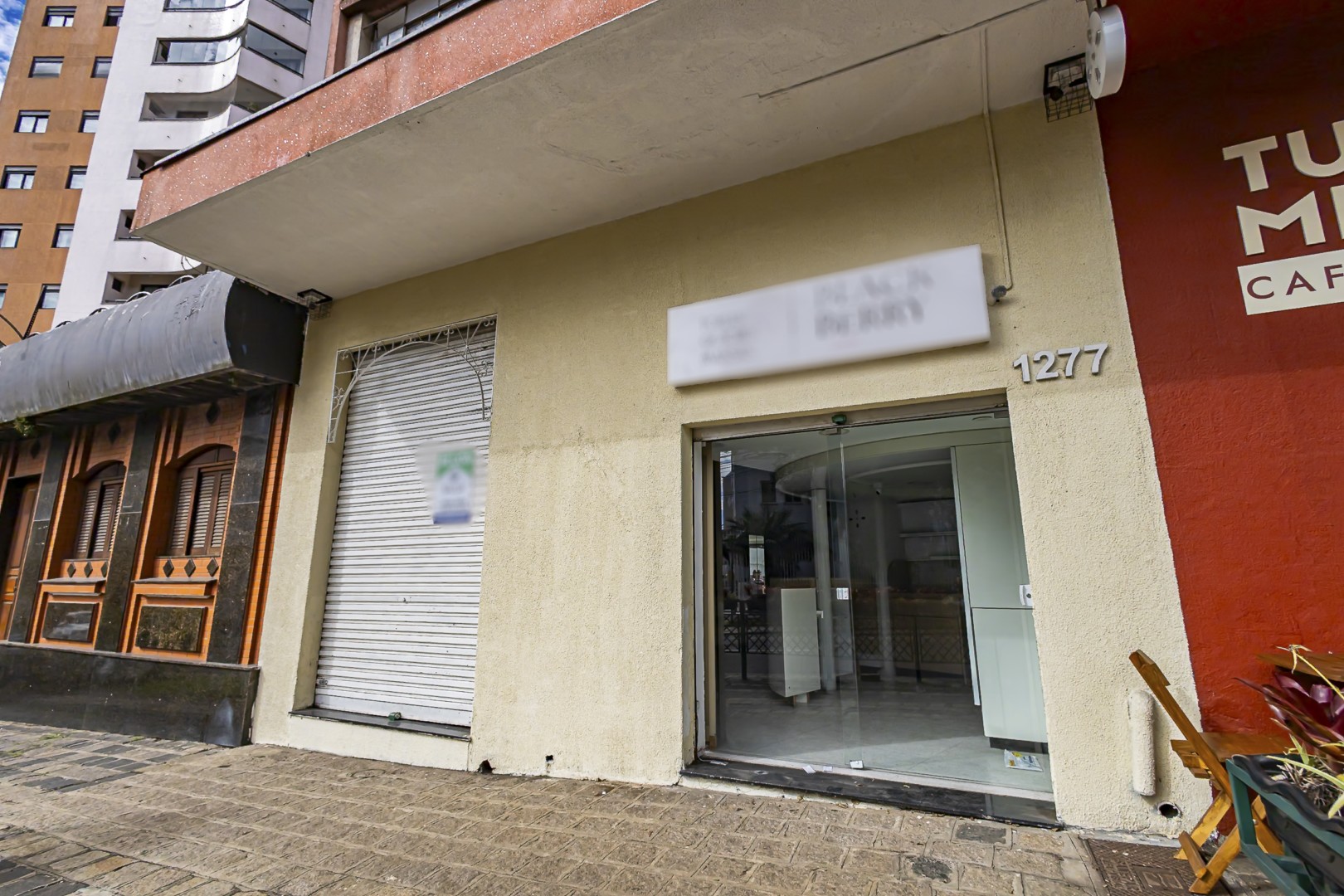 Loja para locacao no Centro em Curitiba com 51,10m² por R$ 2.786,00