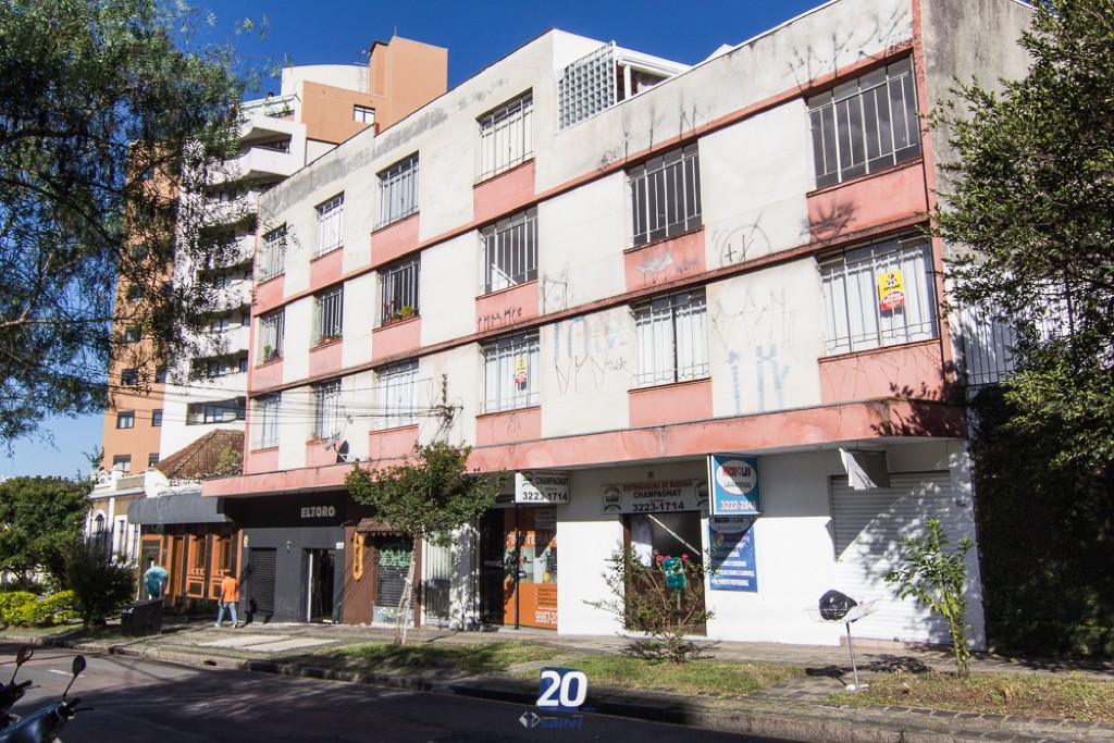 Apartamento para locacao no Centro em Curitiba com 56,11m² por R$ 1.986,00