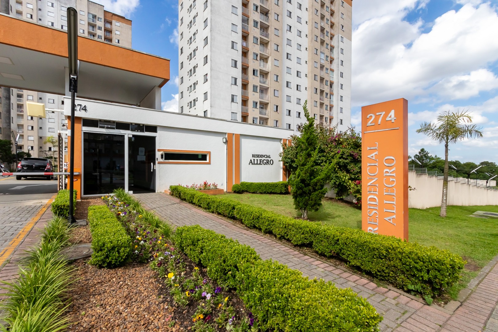 Apartamento para locacao no Pinheirinho em Curitiba com 87,36m² por R$ 2.253,00