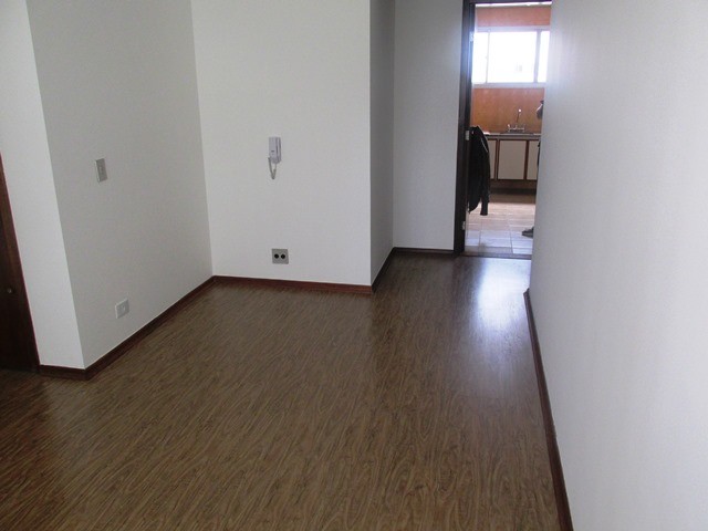 Apartamento para locacao no Cabral em Curitiba com 179,40m² por R$ 3.466,00