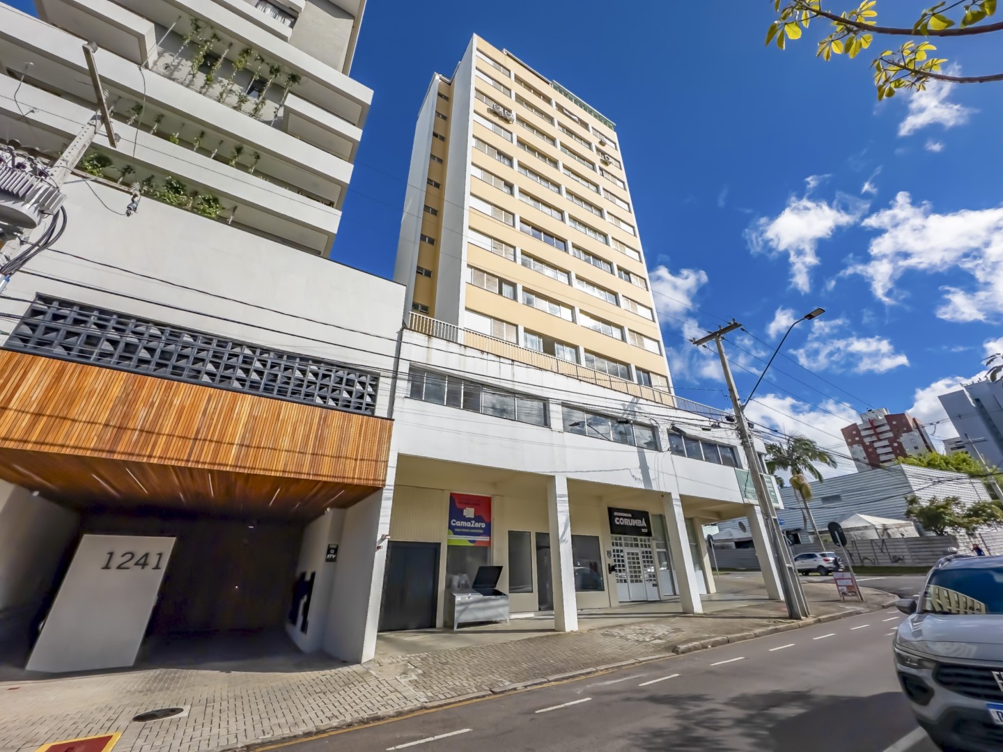 Apartamento para locacao no Cabral em Curitiba com 179,40m² por R$ 3.466,00