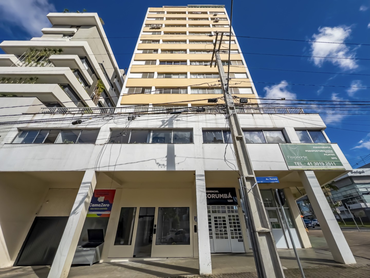 Apartamento para locacao no Cabral em Curitiba com 179,40m² por R$ 3.466,00
