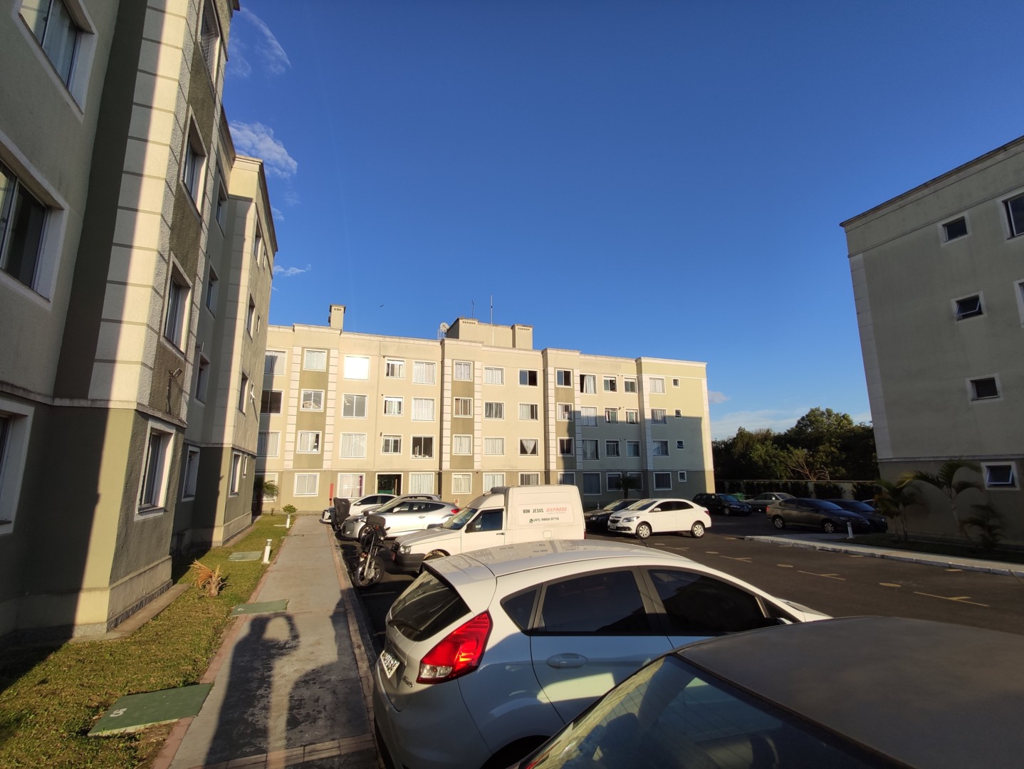 Apartamento para locacao no Bom Jesus em Sao Jose dos Pinhais com 53,45m² por R$ 2.000,00