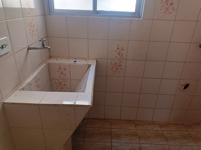 041.jpg
