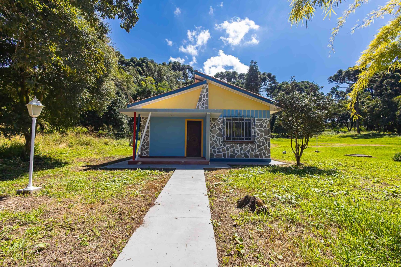 Chácara para locacao no Colonia Faria em Colombo com 20.028,60m² por R$ 4.800,00