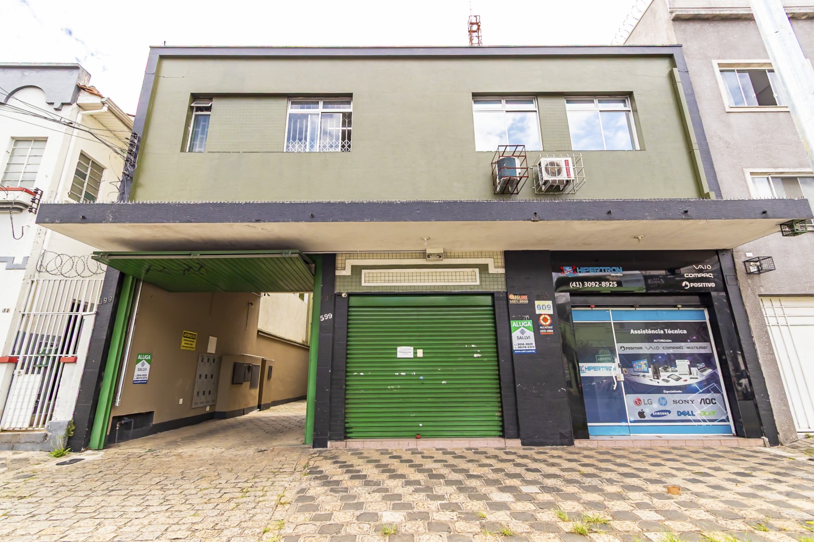 Loja para locacao no Centro em Curitiba com 59,62m² por R$ 2.533,00