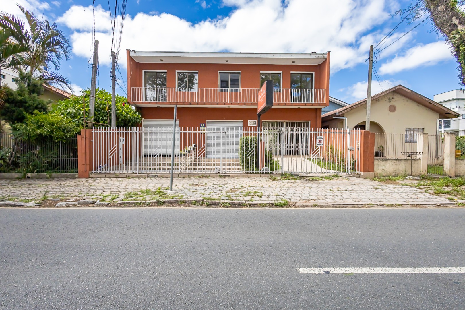 Loja para locacao no Santa Quiteria em Curitiba com 20,00m² por R$ 1.720,00