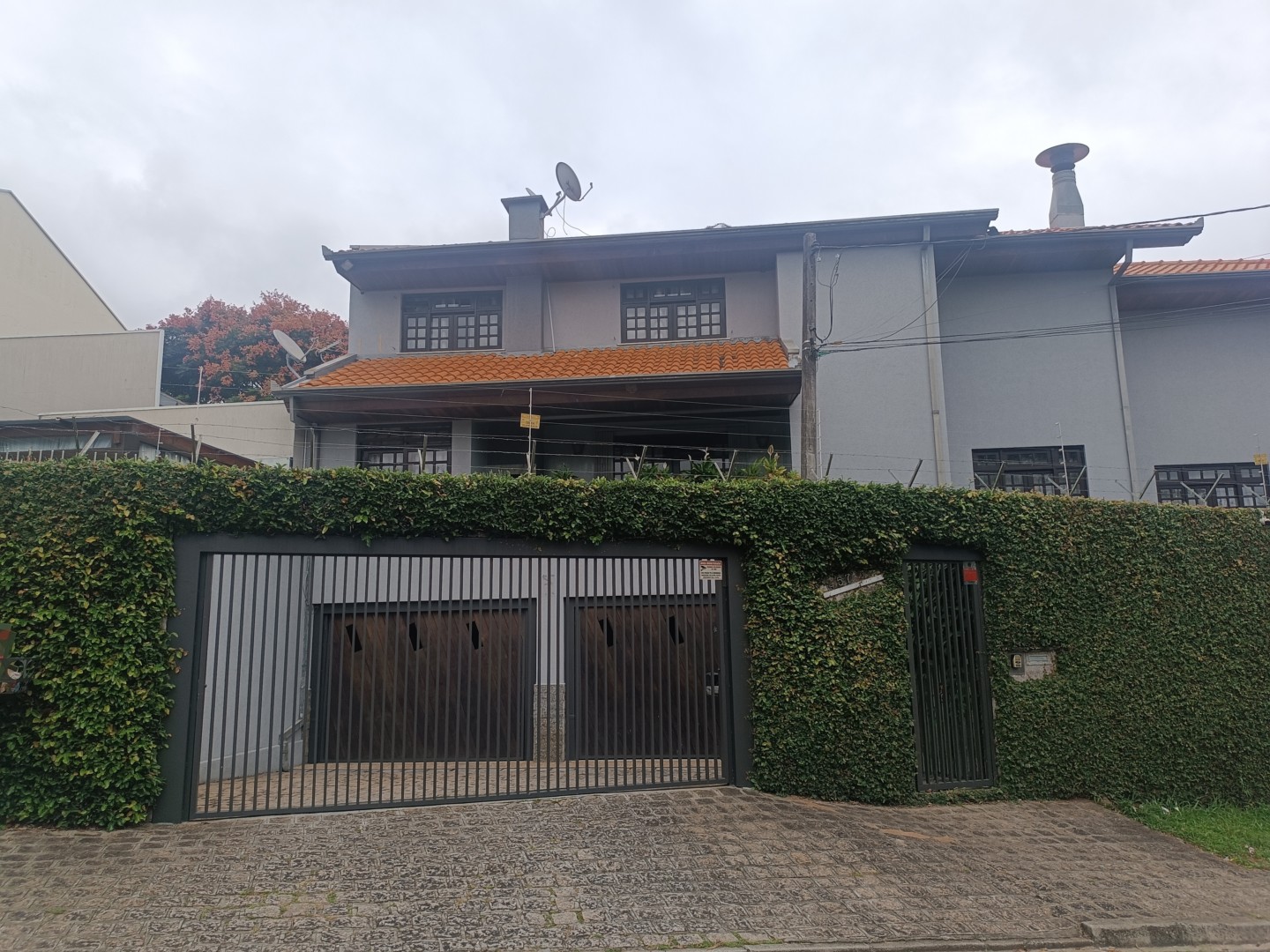 Casa Residencial para locacao no Ahu em Curitiba com 432,80m² por R$ 11.333,00