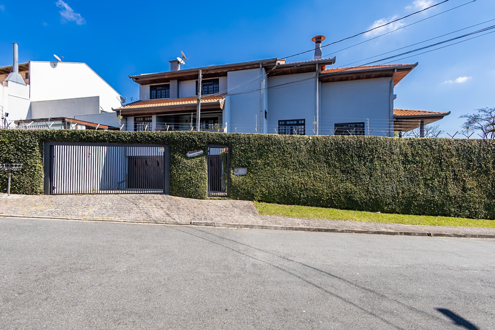 Casa Residencial para locacao no Ahu em Curitiba com 432,80m² por R$ 10.533,00