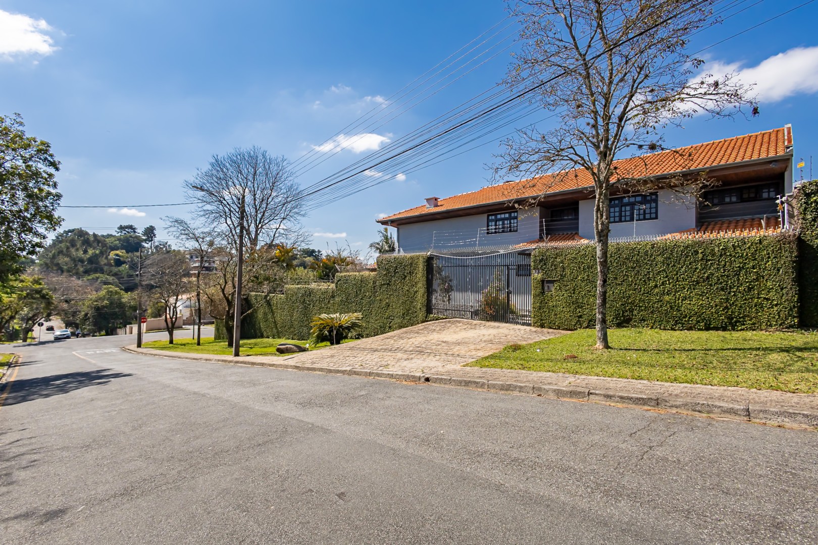 Casa Residencial para locacao no Ahu em Curitiba com 432,80m² por R$ 10.533,00
