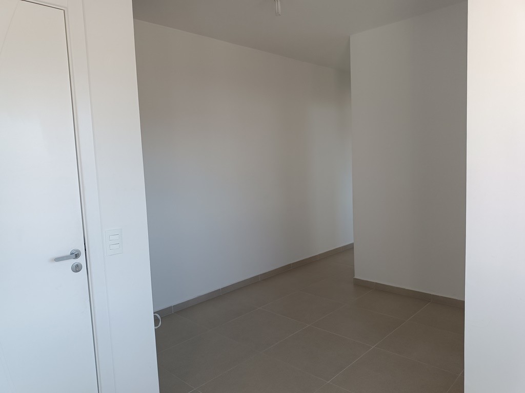 Apartamento para locacao no Fanny em Curitiba com 62,00m² por R$ 2.120,00